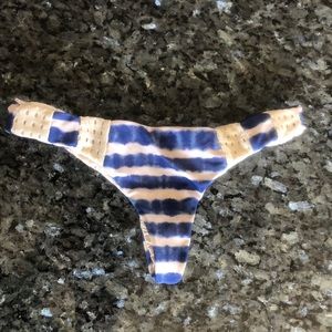 ACACIA BOTTOMS size: P